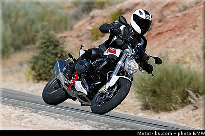 bmw_r_1200_r_2015_0073.jpg