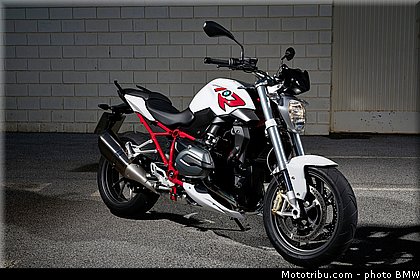 bmw_r_1200_r_2015_0080.jpg