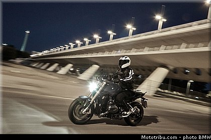 bmw_r_1200_r_2015_0088.jpg