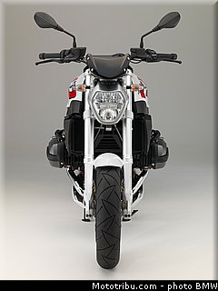 bmw_r_1200_r_2015_0089.jpg