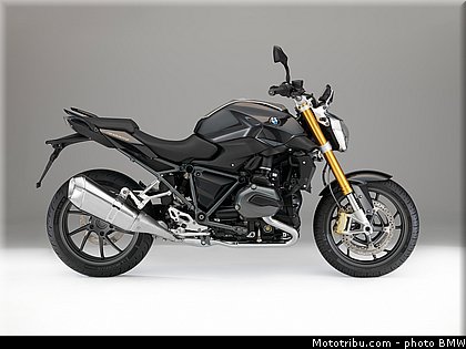 bmw_r_1200_r_2015_0100.jpg