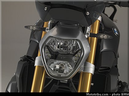 bmw_r_1200_r_2015_0116.jpg