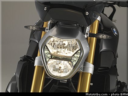 bmw_r_1200_r_2015_0119.jpg