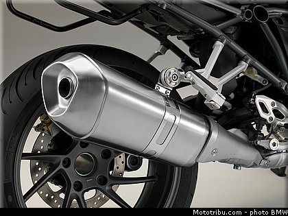 bmw_r_1200_r_2015_0123.jpg