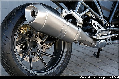 bmw_r_1200_r_2015_0125.jpg