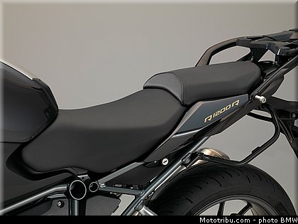 bmw_r_1200_r_2015_0129.jpg