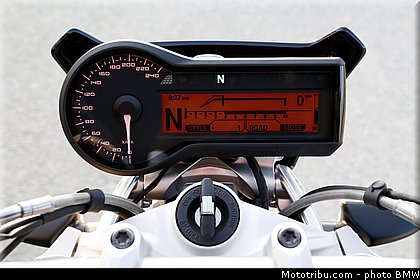 bmw_r_1200_r_2015_0153.jpg