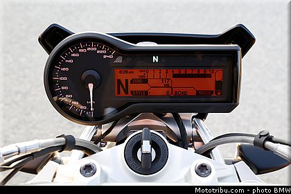 bmw_r_1200_r_2015_0155.jpg