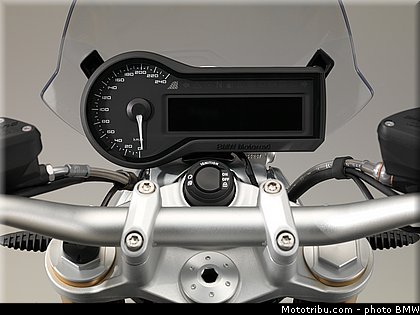 bmw_r_1200_r_2015_0156.jpg