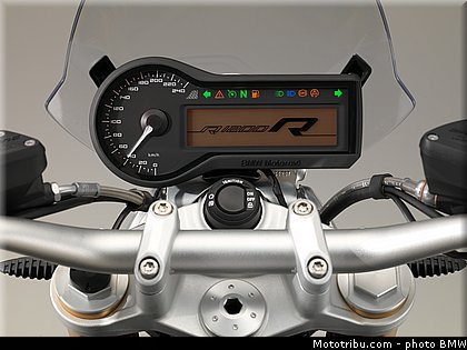 bmw_r_1200_r_2015_0157.jpg