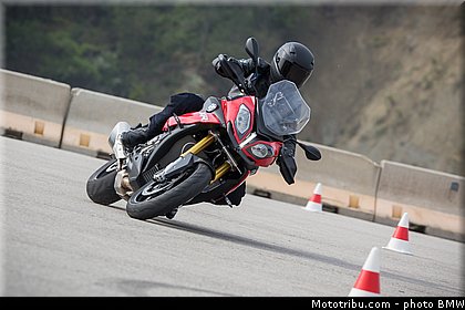 abs_pro_013_bmw_2016_s_1000_xr.jpg