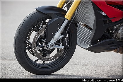 abs_pro_017_bmw_2016_s_1000_xr.jpg