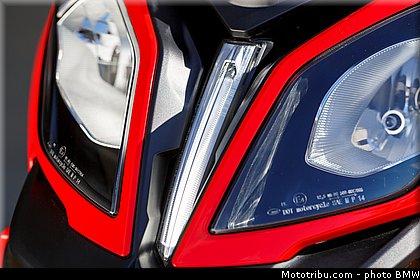 statique_exterieur_30_bmw_2016_s_1000_xr.jpg