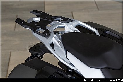 statique_exterieur_41_bmw_2016_s_1000_xr.jpg