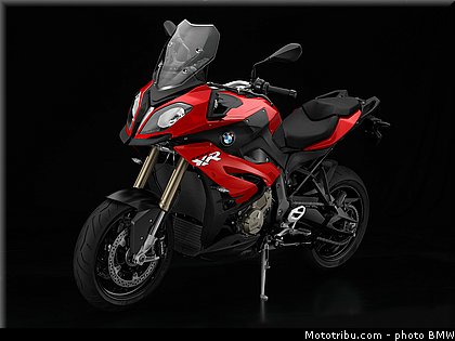 statique_studio_003_bmw_2016_s_1000_xr.jpg