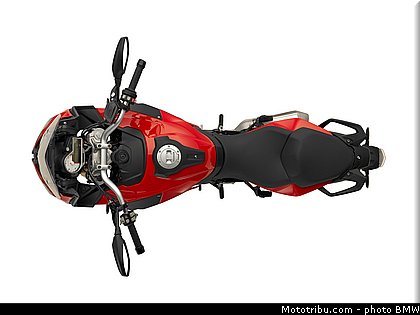 statique_studio_004_bmw_2016_s_1000_xr.jpg