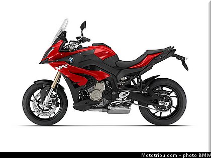 statique_studio_005_bmw_2016_s_1000_xr.jpg