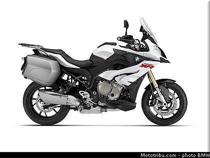 statique_studio_008_bmw_2016_s_1000_xr.jpg