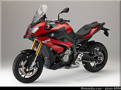 statique_studio_022_bmw_2016_s_1000_xr.jpg