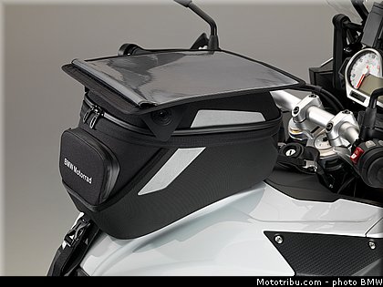 statique_studio_031_bmw_2016_s_1000_xr.jpg