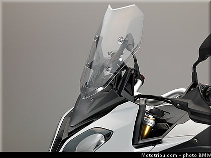 statique_studio_041_bmw_2016_s_1000_xr.jpg