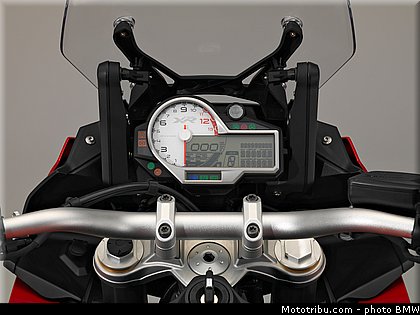 statique_studio_046_bmw_2016_s_1000_xr.jpg