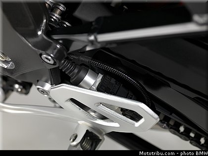 statique_studio_052_bmw_2016_s_1000_xr.jpg