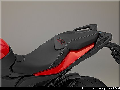 statique_studio_061_bmw_2016_s_1000_xr.jpg