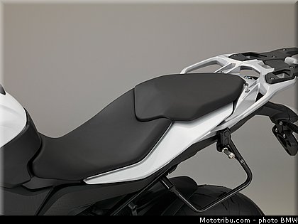 statique_studio_064_bmw_2016_s_1000_xr.jpg