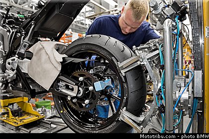 usine_009_bmw_2016_s_1000_xr.jpg