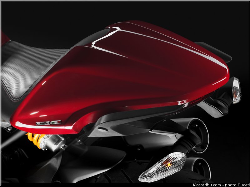 ducati_1200_monster_2014_049