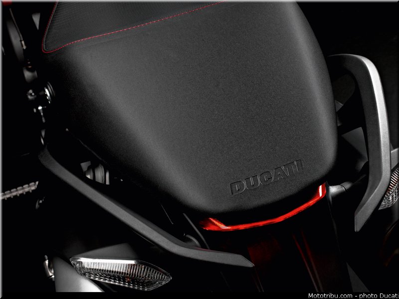 ducati_1200_monster_2014_053