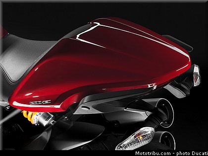 ducati_1200_monster_2014_049.jpg