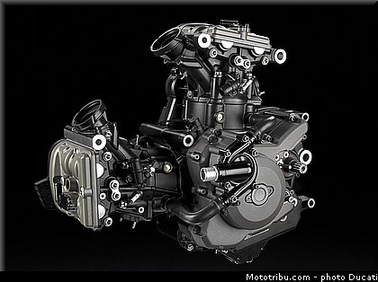 ducati_1200_monster_2014_057.jpg