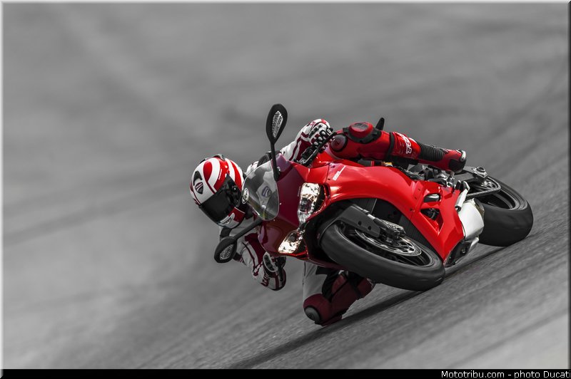 ducati_2014_superbike_899_panigale_0061