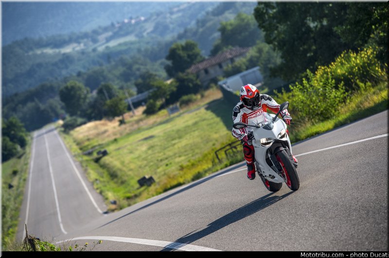 ducati_2014_superbike_899_panigale_0074