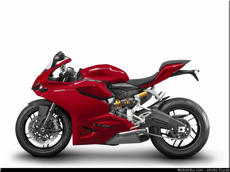 ducati_2014_superbike_899_panigale_0076