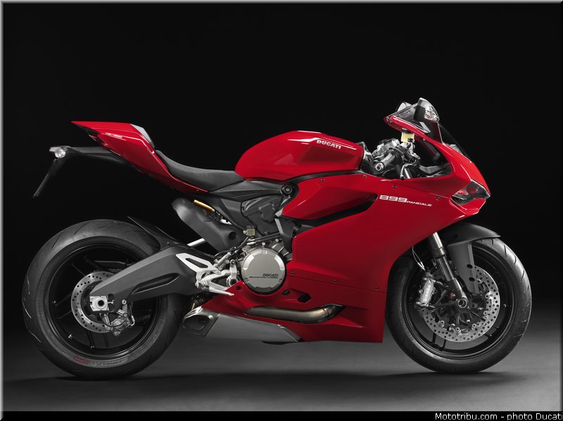 ducati_2014_superbike_899_panigale_0080