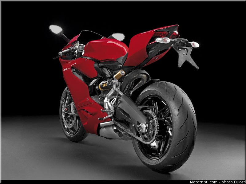 ducati_2014_superbike_899_panigale_0081