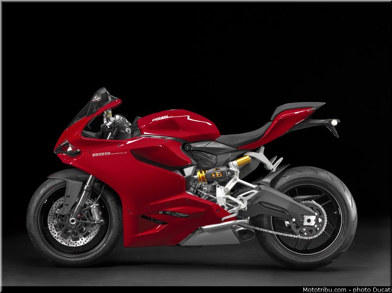 ducati_2014_superbike_899_panigale_0085