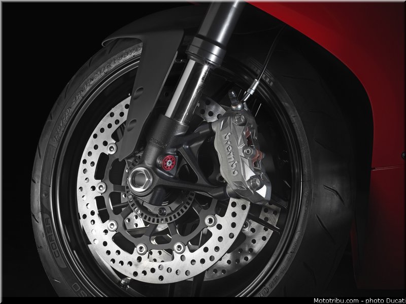 ducati_2014_superbike_899_panigale_0094