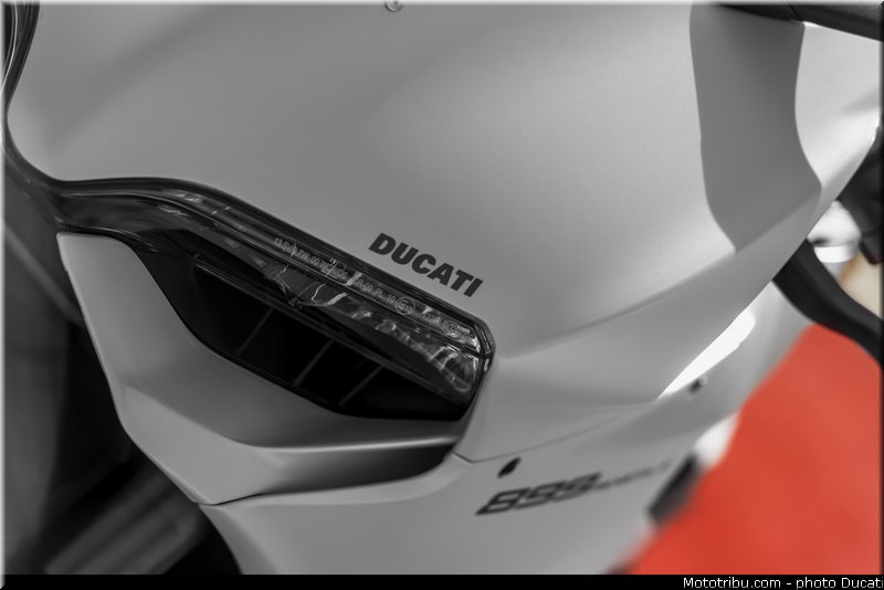 ducati_2014_superbike_899_panigale_0107
