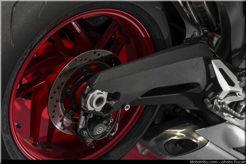 ducati_2014_superbike_899_panigale_0117