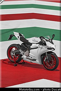 ducati_2014_superbike_899_panigale_0101.jpg