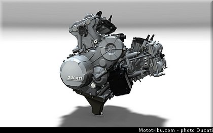 ducati_2014_superbike_899_panigale_0155.jpg