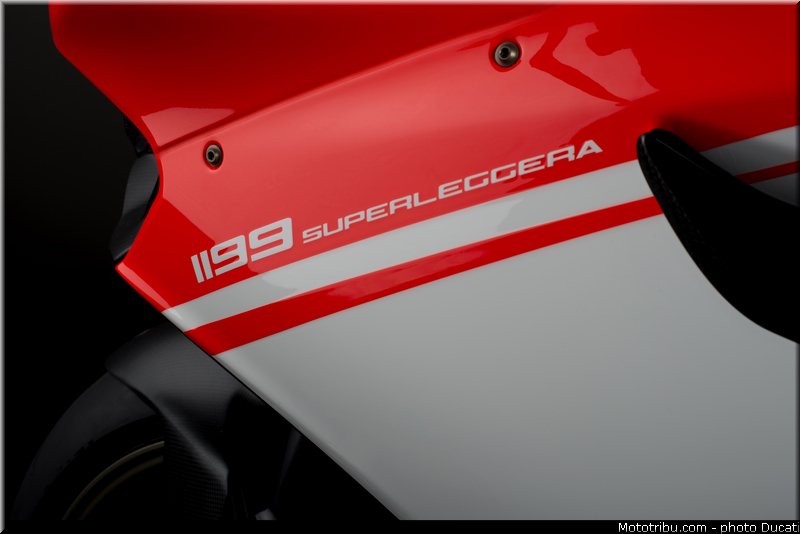 ducati_2014_1199_superleggera_007