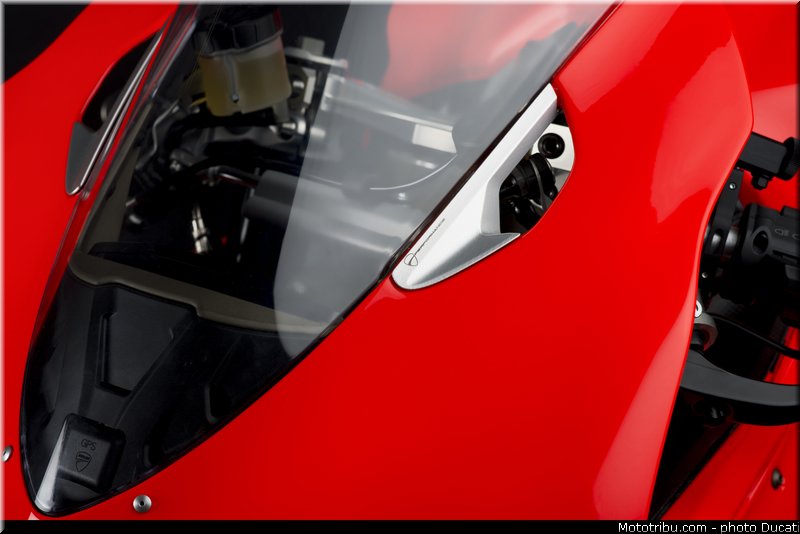 ducati_2014_1199_superleggera_008