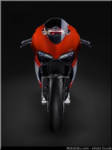 ducati_2014_1199_superleggera_013