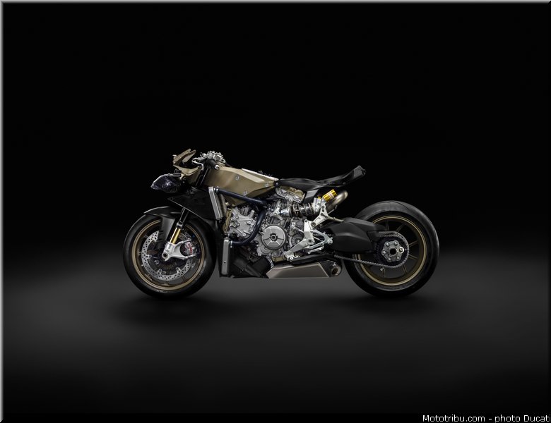 ducati_2014_1199_superleggera_016