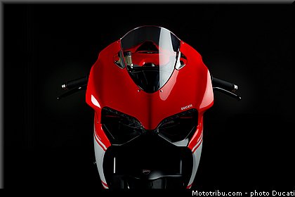 ducati_2014_1199_superleggera_004.jpg
